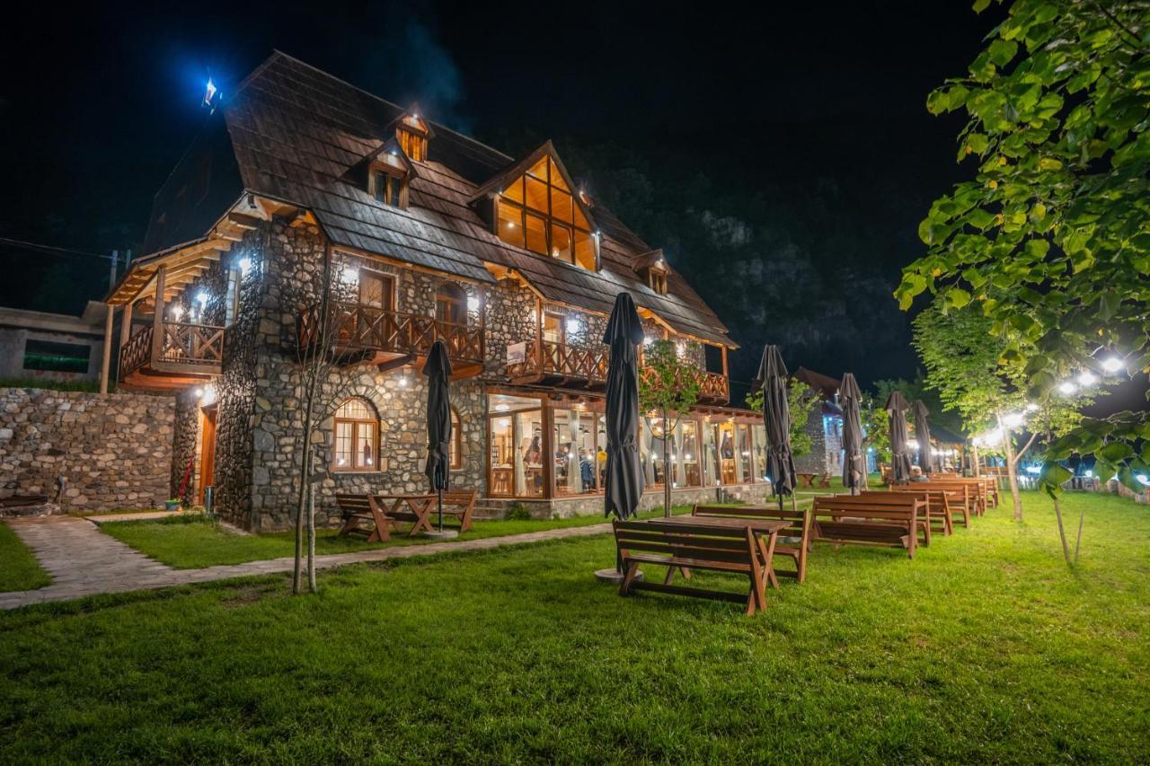 Hotel Restaurant Alpet Theth Ngoại thất bức ảnh