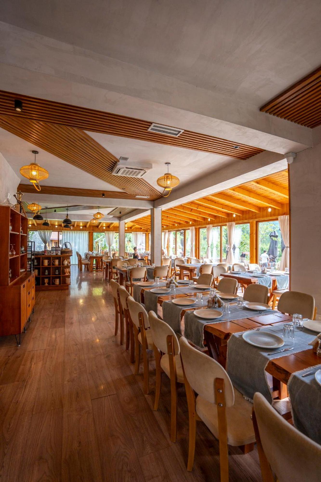 Hotel Restaurant Alpet Theth Ngoại thất bức ảnh